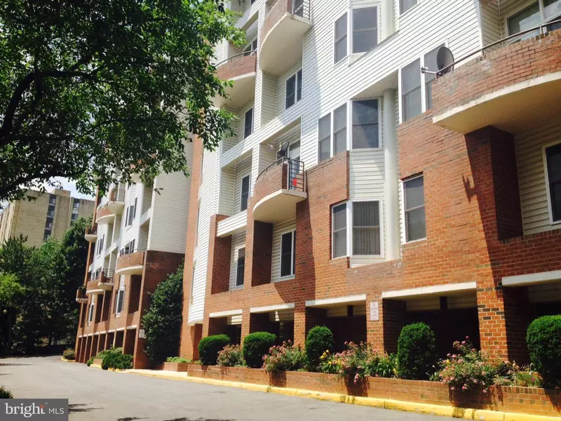 301 REYNOLDS ST #217, Alexandria, VA 22304