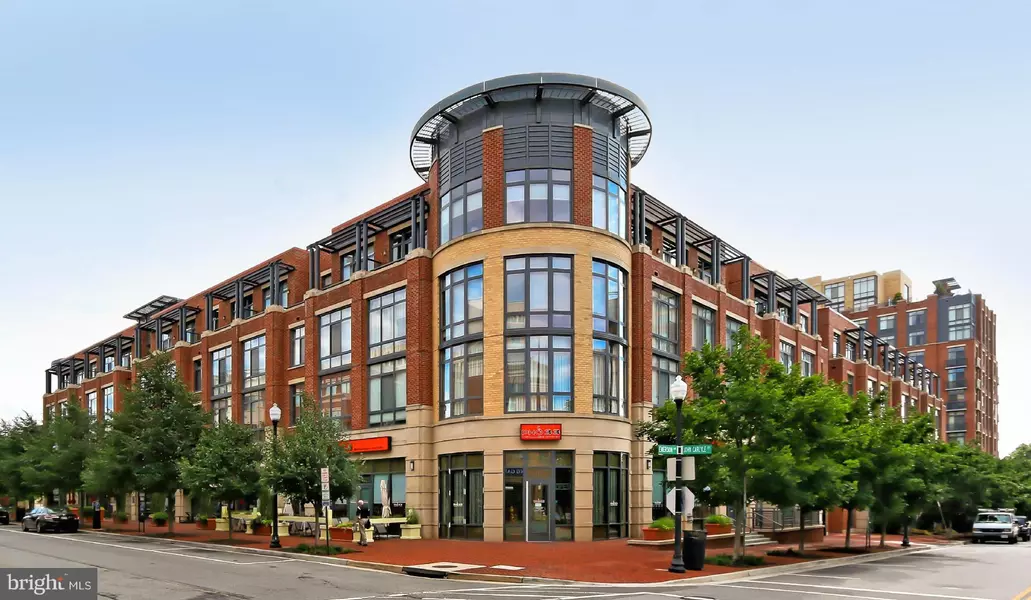 520 JOHN CARLYLE ST #219, Alexandria, VA 22314