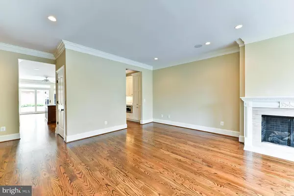 Alexandria, VA 22314,331 ROYAL ST