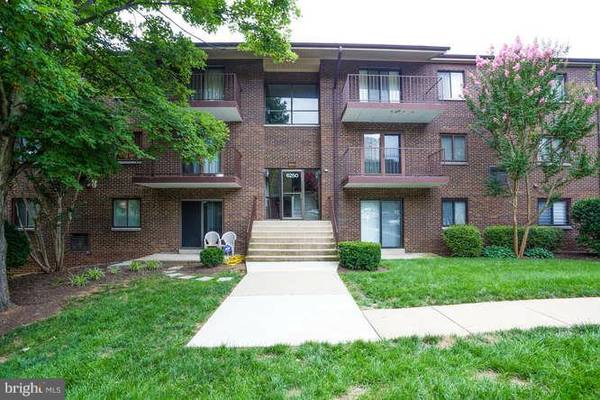 6250 EDSALL RD #101, Alexandria, VA 22312