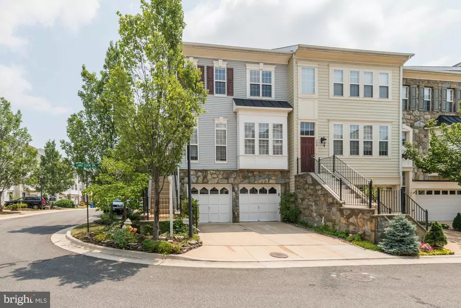 3838 WATKINS MILL DR, Alexandria, VA 22304