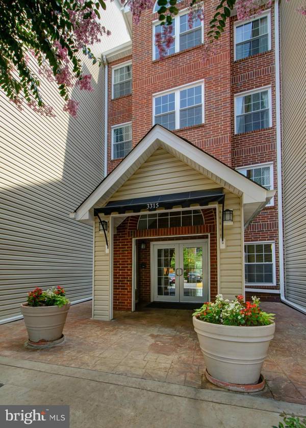 3315 WYNDHAM CIR #4233, Alexandria, VA 22302