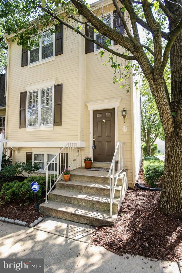 67 FENDALL AVE, Alexandria, VA 22304