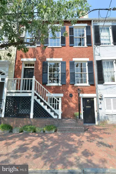 319 PITT ST S, Alexandria, VA 22314