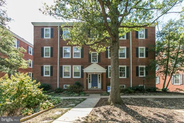 2966 COLUMBUS ST #A2, Arlington, VA 22206