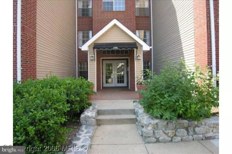 Alexandria, VA 22302,3309 WYNDHAM CIR #2171