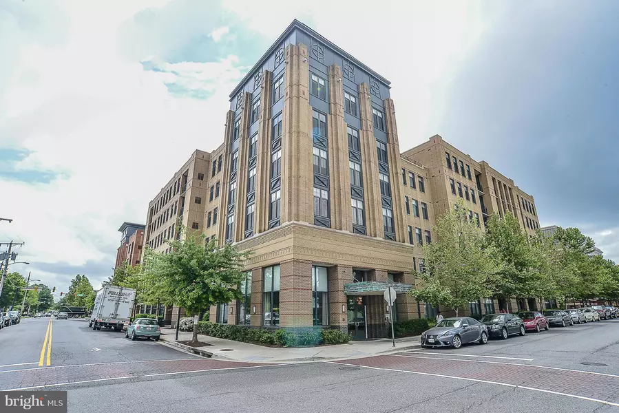 525 FAYETTE ST #523, Alexandria, VA 22314