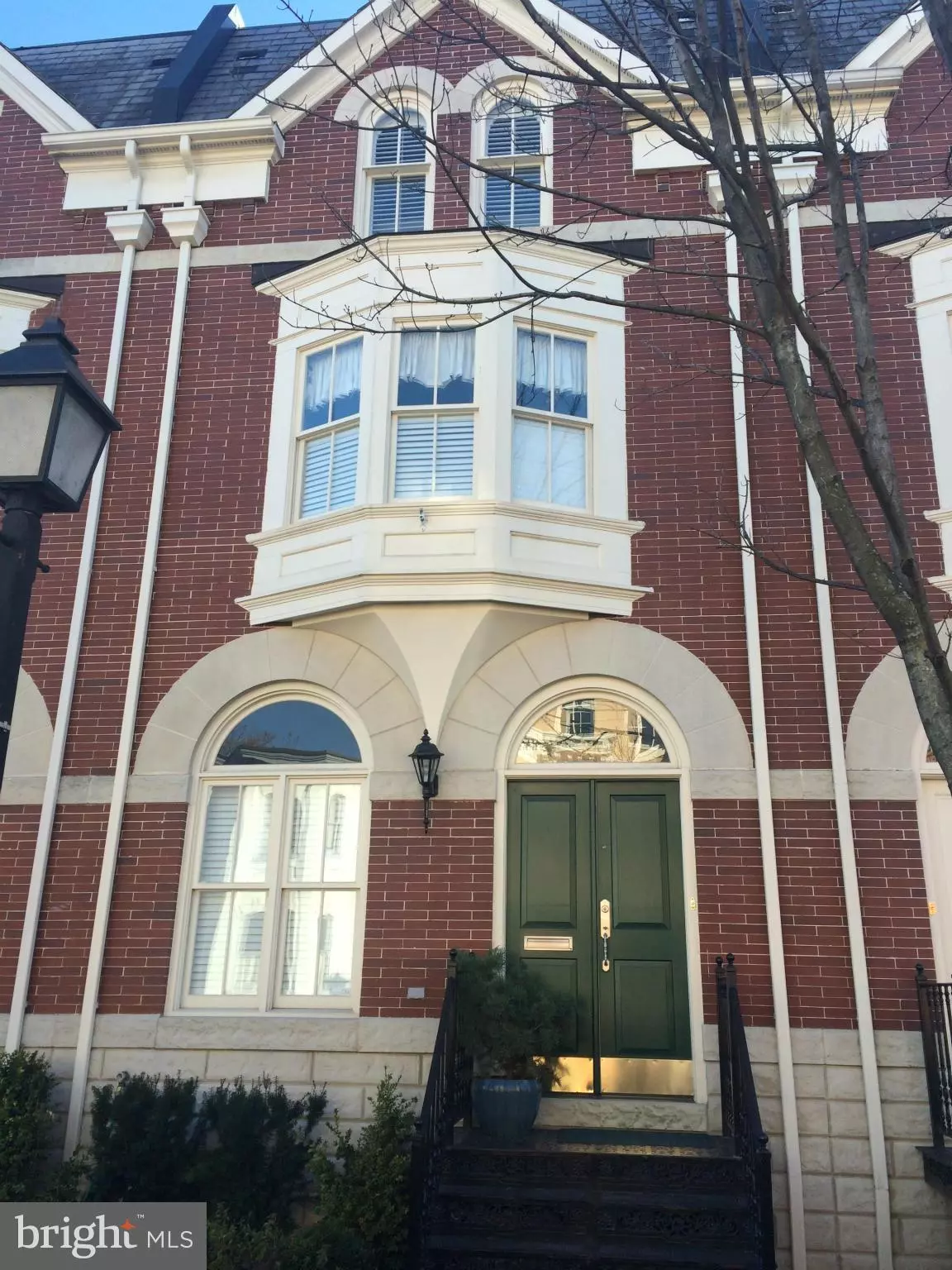 Alexandria, VA 22314,816 CAMERON ST