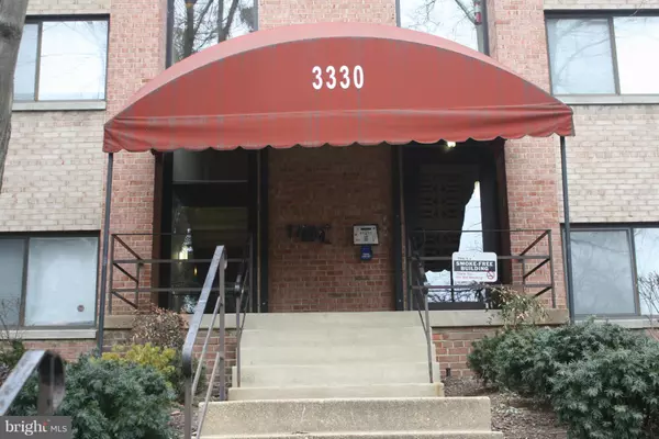 3330 28TH ST S #403, Alexandria, VA 22302