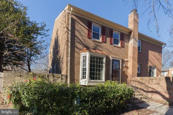 2696 CENTENNIAL CT, Alexandria, VA 22311