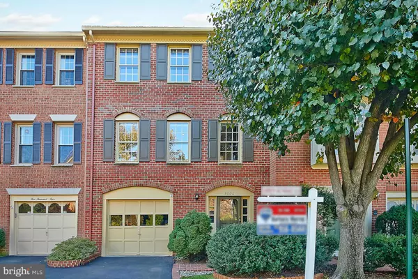 5006 HERITAGE LN, Alexandria, VA 22311