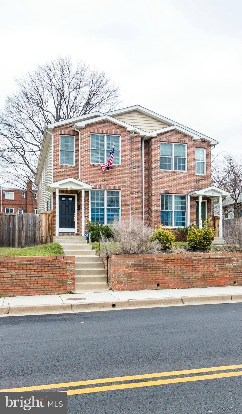 Alexandria, VA 22305,112 GLEBE RD E
