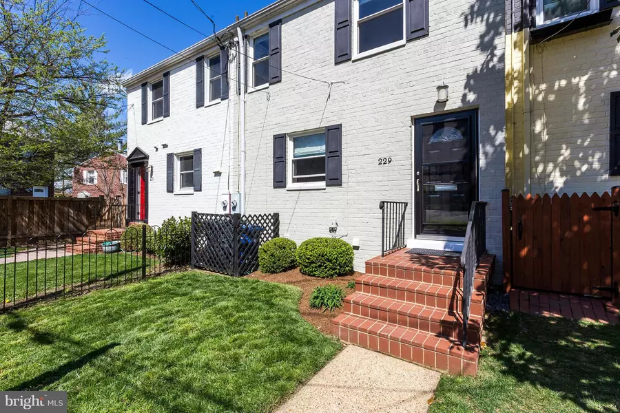 229 GUTHRIE AVE, Alexandria, VA 22305