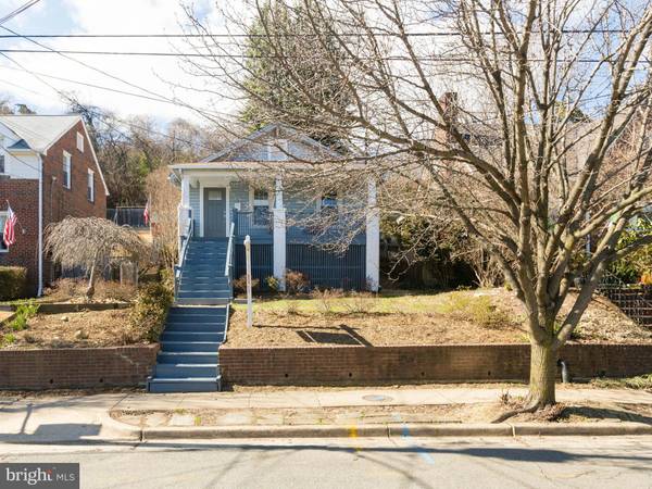 2404 SANFORD ST, Alexandria, VA 22301