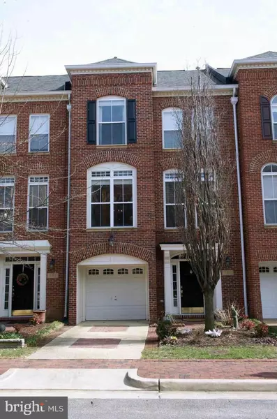 240 MURTHA ST, Alexandria, VA 22304