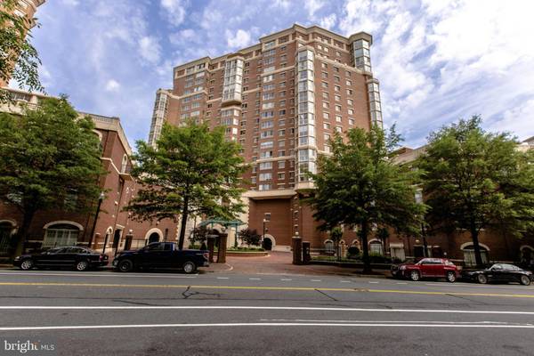 2121 JAMIESON AVE #1-1502, Alexandria, VA 22314