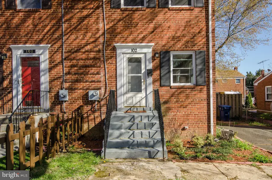 102 HUDSON ST S, Alexandria, VA 22304