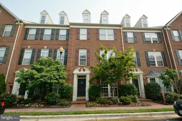 711 SCARBURGH WAY, Alexandria, VA 22314