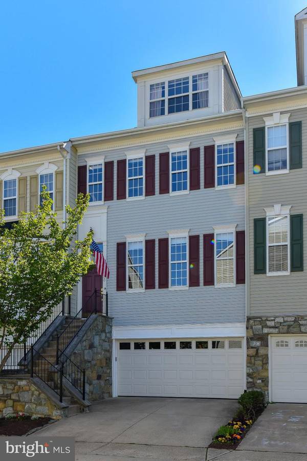 100 BROWNS MILL DR, Alexandria, VA 22304