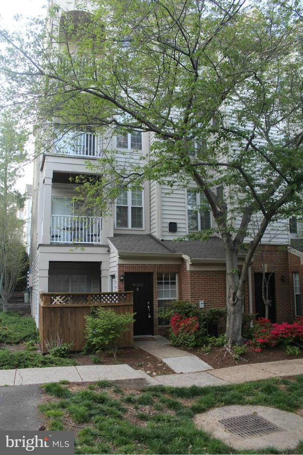 4650 LAMBERT DR #4650, Alexandria, VA 22311