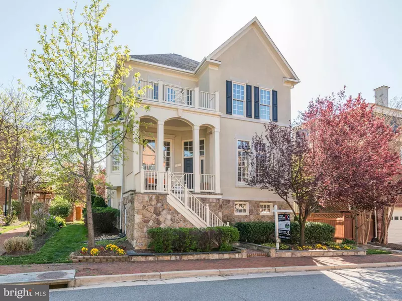 5155 CALIFORNIA LN, Alexandria, VA 22304