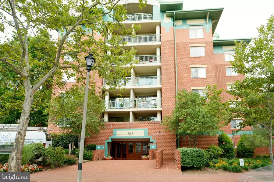 610 WEST ST N #105, Alexandria, VA 22314