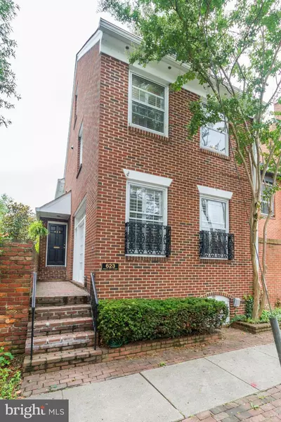 623 PITT ST S, Alexandria, VA 22314