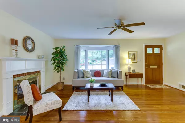 Alexandria, VA 22312,5909 JEWELL CT