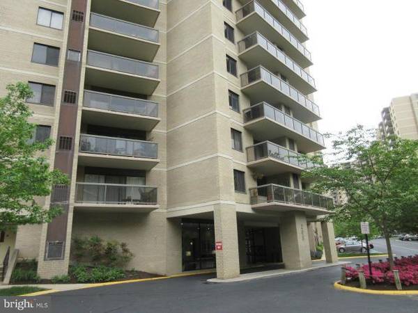 205 YOAKUM PKWY #1226, Alexandria, VA 22304