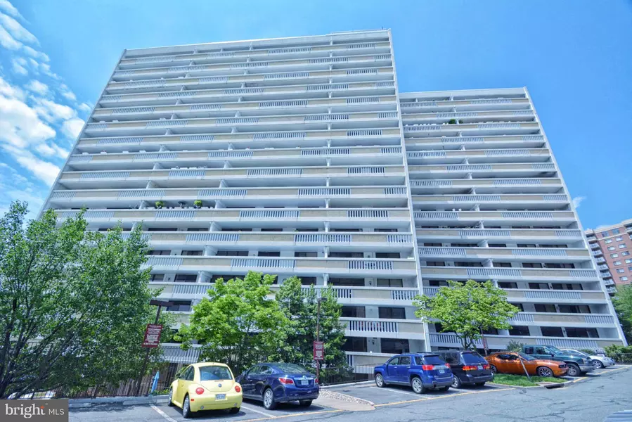 6101 EDSALL RD #1507, Alexandria, VA 22304