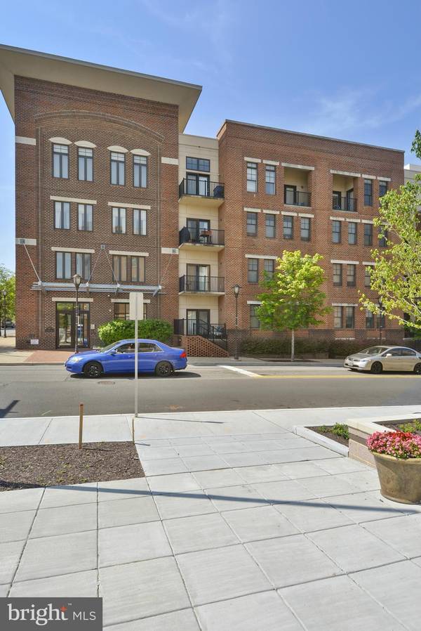 181 REED AVE E #301, Alexandria, VA 22305