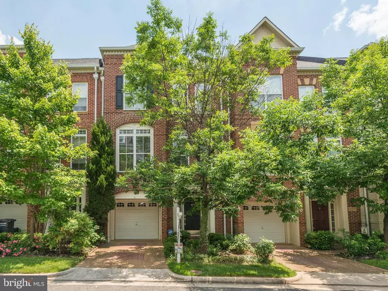 238 MEDLOCK LN, Alexandria, VA 22304