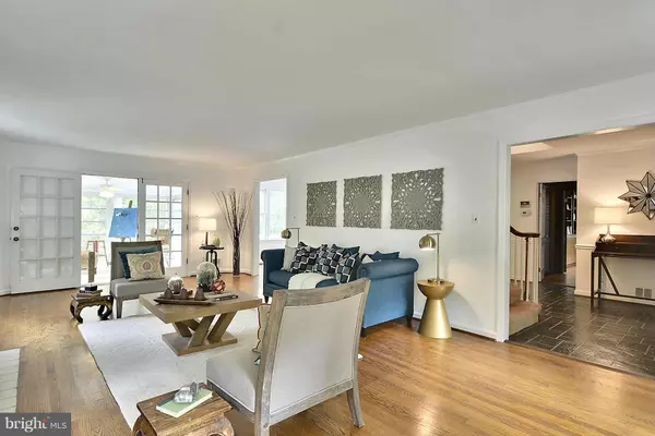 Alexandria, VA 22314,507 CANTERBURY LN