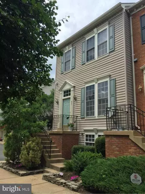 Alexandria, VA 22304,921 HARRISON CIR