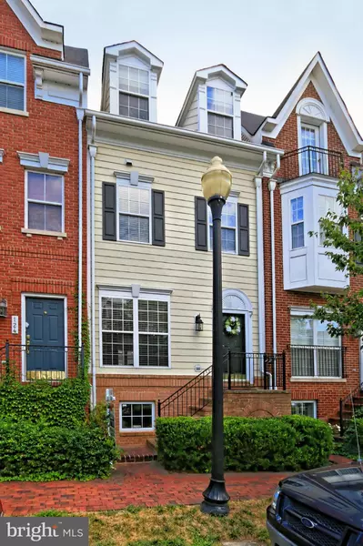 126 CAMERON STATION BLVD, Alexandria, VA 22304