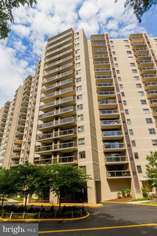 307 YOAKUM PKWY #406, Alexandria, VA 22304