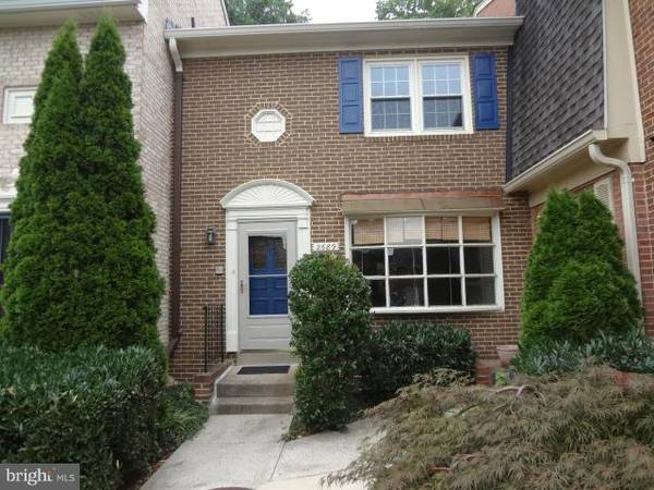 2689 CENTENNIAL CT, Alexandria, VA 22311