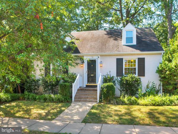 13 DEL RAY AVE E, Alexandria, VA 22301