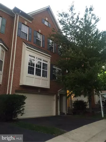 449 CLAYTON LN, Alexandria, VA 22304