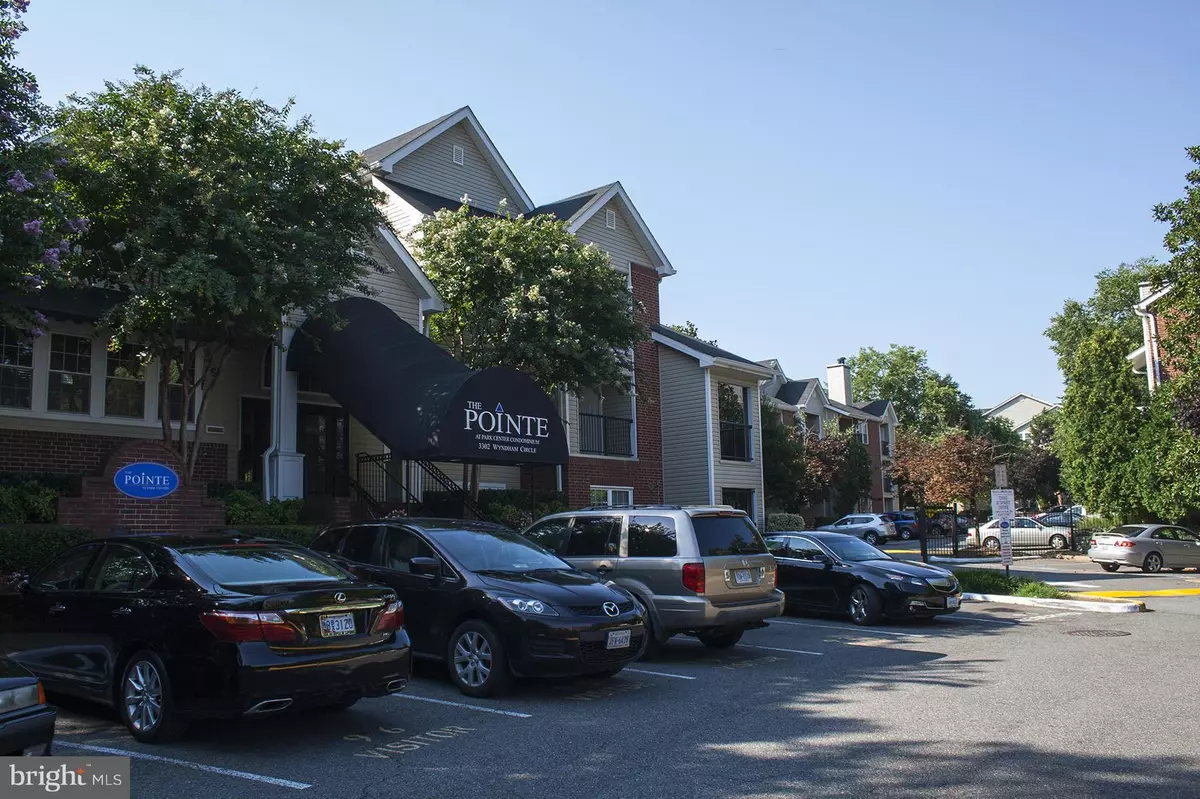 Alexandria, VA 22302,3313 WYNDHAM CIR #2217