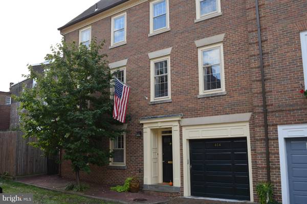 414 PITT MEWS, Alexandria, VA 22314