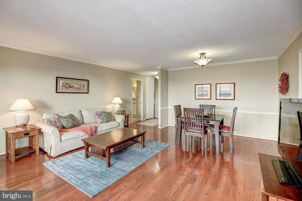 307 YOAKUM PKWY #1220, Alexandria, VA 22304