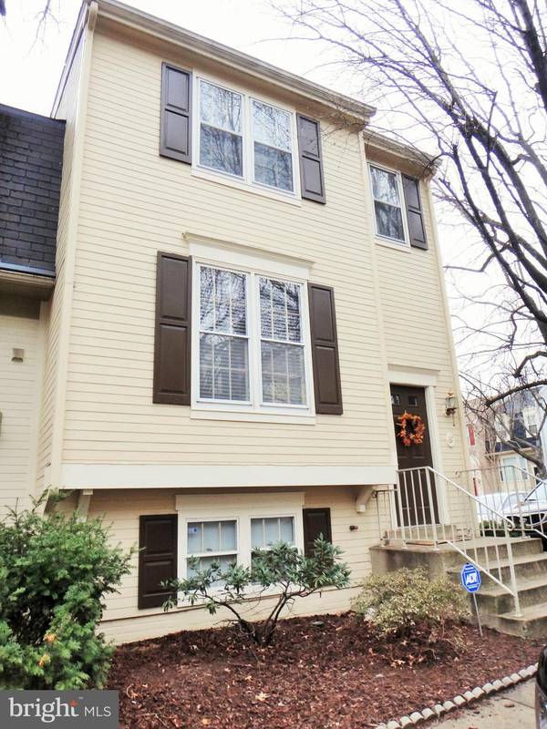 67 FENDALL AVE, Alexandria, VA 22304