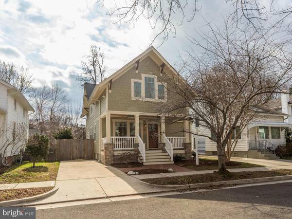 31 MAPLE ST, Alexandria, VA 22301