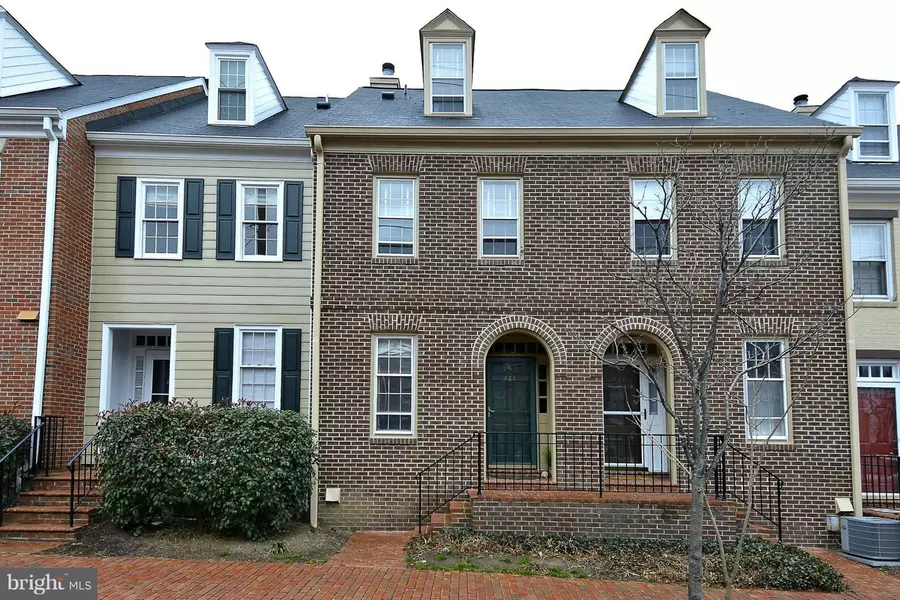 629 COLUMBUS ST S, Alexandria, VA 22314