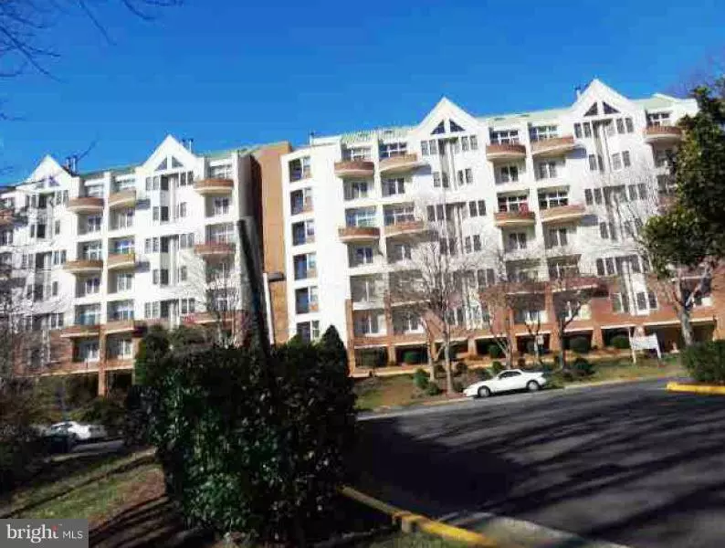 301 REYNOLDS ST #601, Alexandria, VA 22304