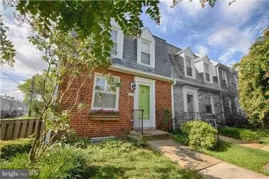 233 MASON AVE E, Alexandria, VA 22301