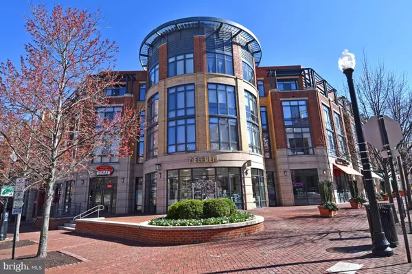 Alexandria, VA 22314,520 JOHN CARLYLE ST #227