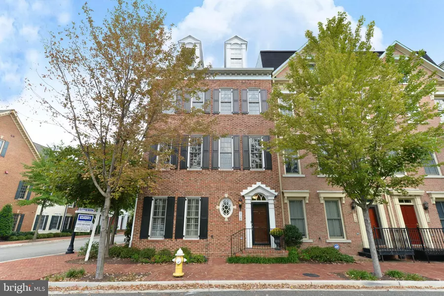 1728 CARPENTER RD, Alexandria, VA 22314