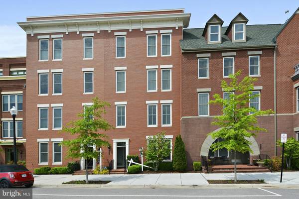 2110 POTOMAC AVE #101, Alexandria, VA 22301